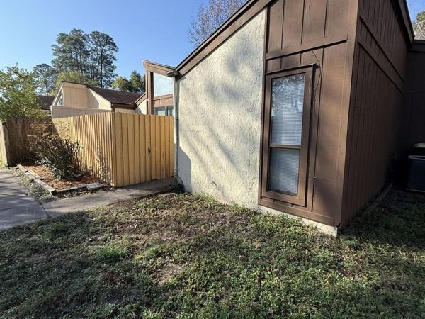 10711 WHISPERING WOODS Place, Unit 1, Jacksonville, FL 32246