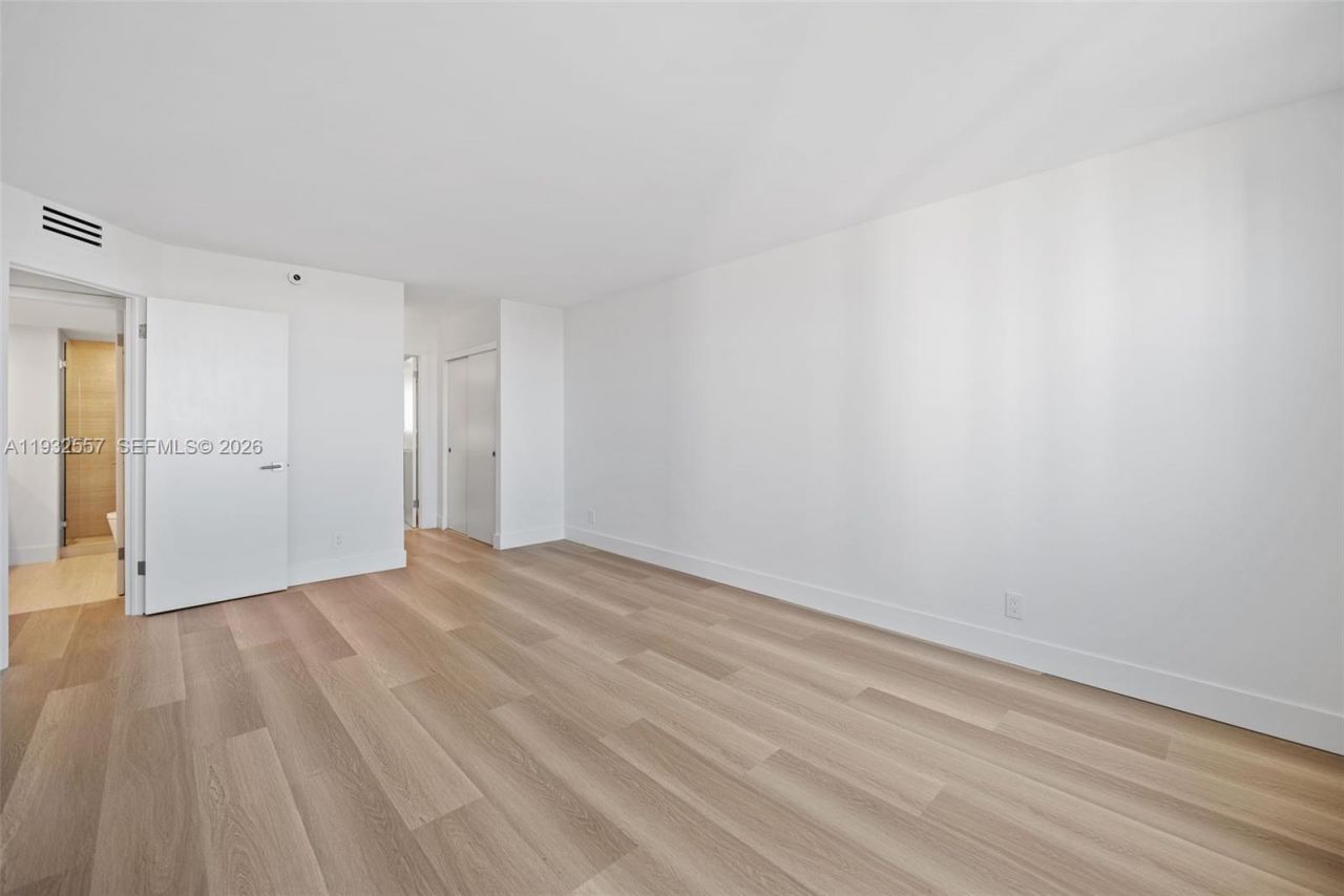 18151 NE 31st Ct, Unit 1714, Aventura, FL 33160 Photo