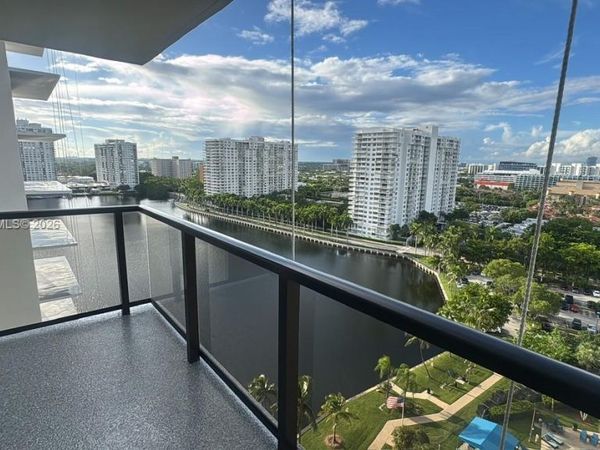 18151 NE 31st Ct, Unit 1714, Aventura, FL 33160