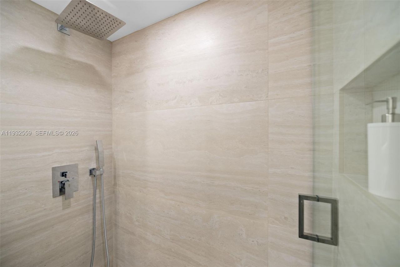 18151 NE 31st Ct, Unit 1714, Aventura, FL 33160 Photo