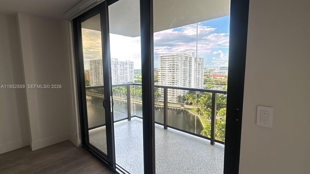 18151 NE 31st Ct, Unit 1714, Aventura, FL 33160 Photo