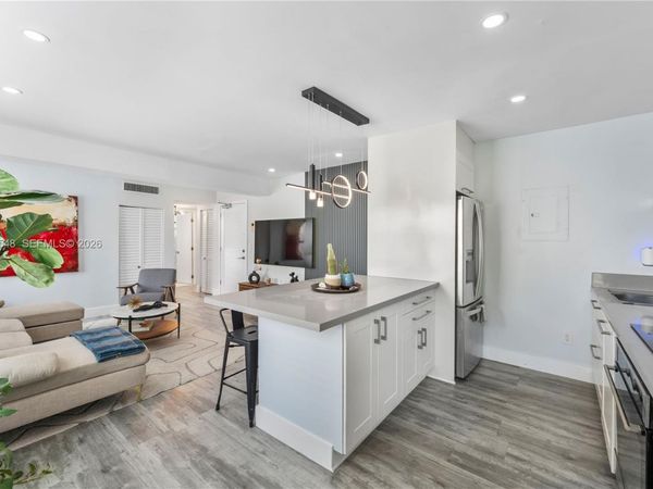 1308 SW Drexel Ave, Unit 209, Miami Beach, FL 33139