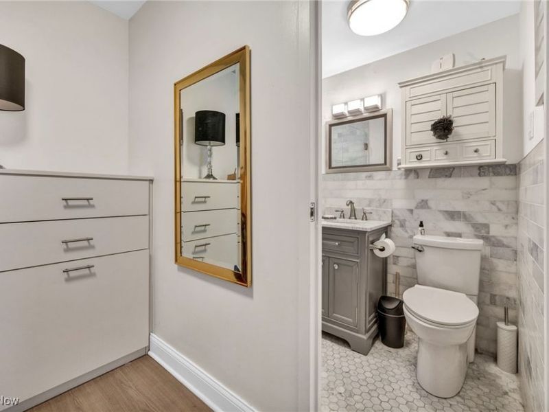 12520 Edgewater Drive, Unit 401, Lakewood, OH 44107 Photo 16