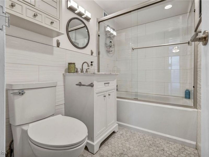 12520 Edgewater Drive, Unit 401, Lakewood, OH 44107 Photo 19