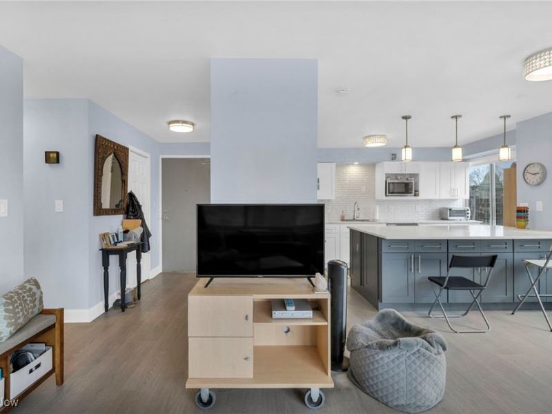 12520 Edgewater Drive, Unit 401, Lakewood, OH 44107 Photo 21