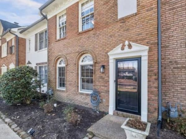 1687 KIMBROUGH RD, Unit 1687, Germantown, TN 38138