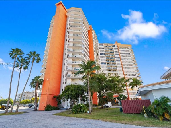 1351 NE Miami Gardens Dr, Unit 301E, Miami, FL 33179