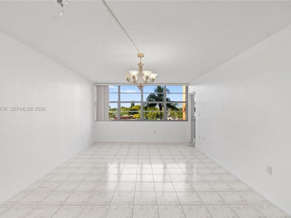 1351 NE Miami Gardens Dr, Unit 301E, Miami, FL 33179