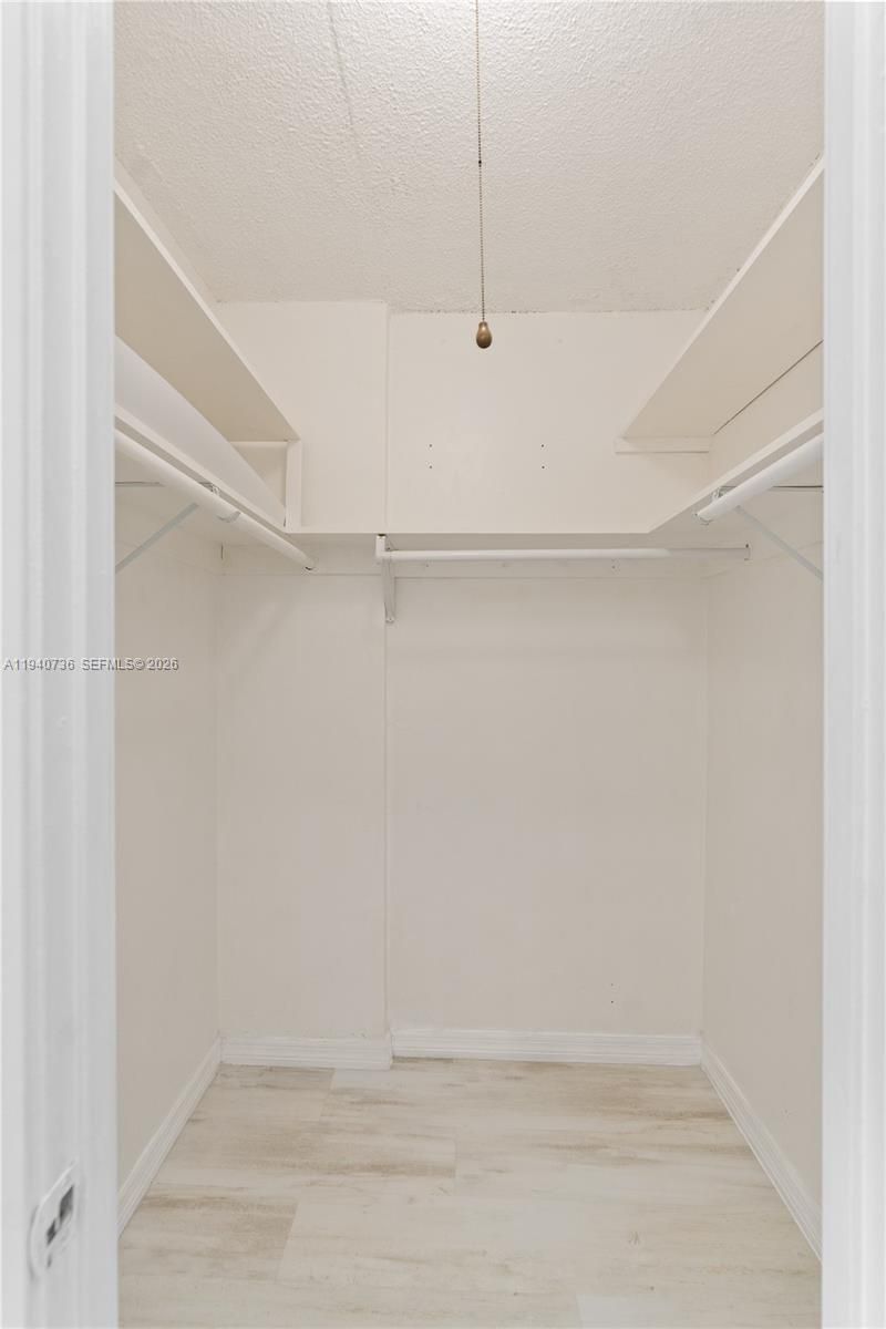 1351 NE Miami Gardens Dr, Unit 301E, Miami, FL 33179 Photo