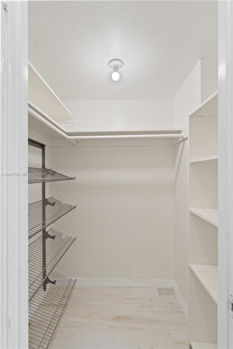 1351 NE Miami Gardens Dr, Unit 301E, Miami, FL 33179 Photo