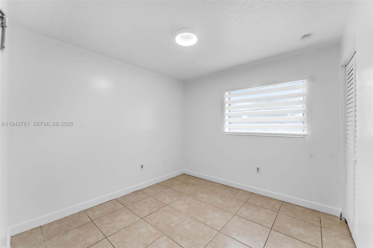 15805 SW 300th Ter, Homestead, FL 33033 Photo