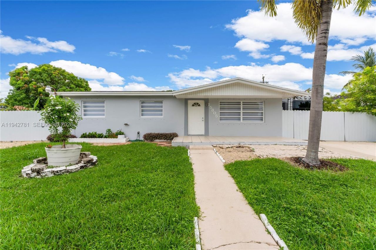 15805 SW 300th Ter, Homestead, FL 33033 Photo