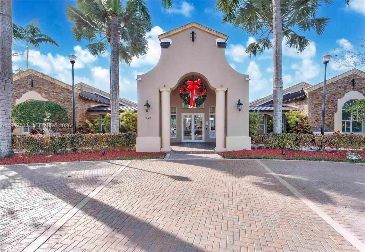 1174 NE 32nd Ave, Homestead, FL 33033 Photo