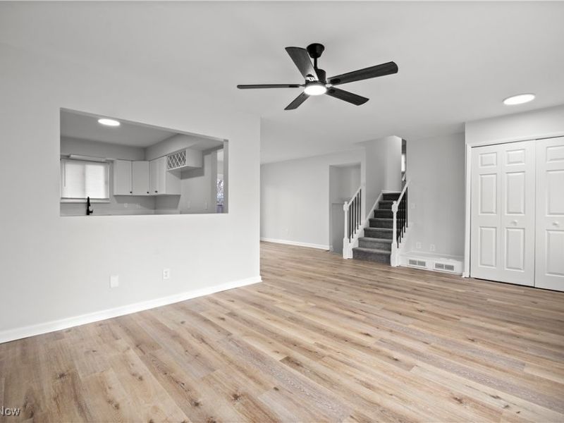 165 Meadow Drive, Elyria, OH 44035 Photo 12