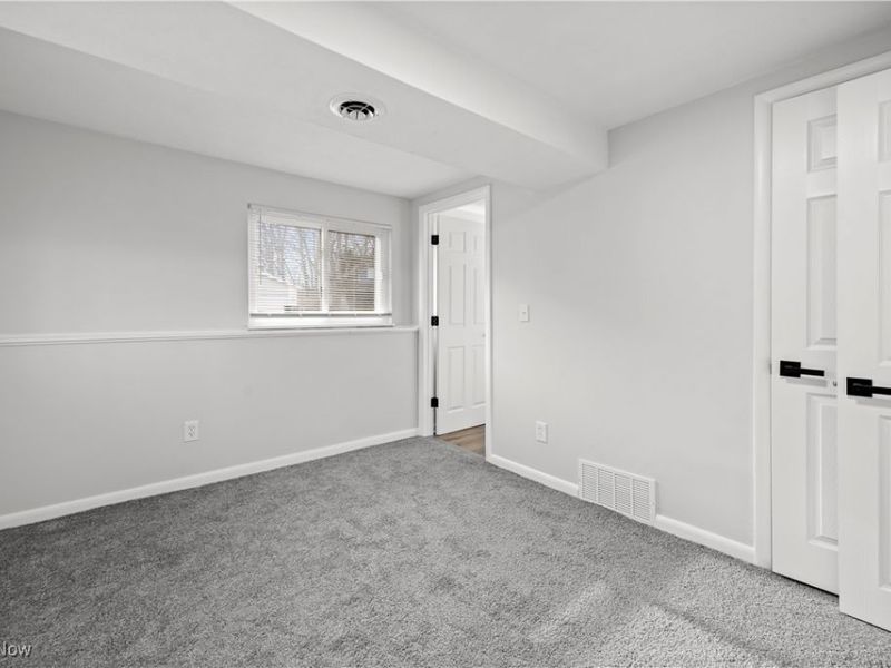 165 Meadow Drive, Elyria, OH 44035 Photo 31