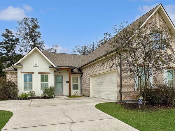 16045 Greycliff Ave, Pride, LA 70770