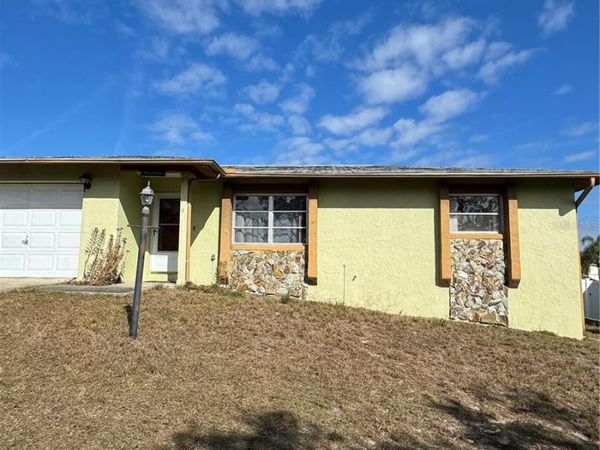 4 NEW NORTH COURT, BEVERLY HILLS, FL 34465