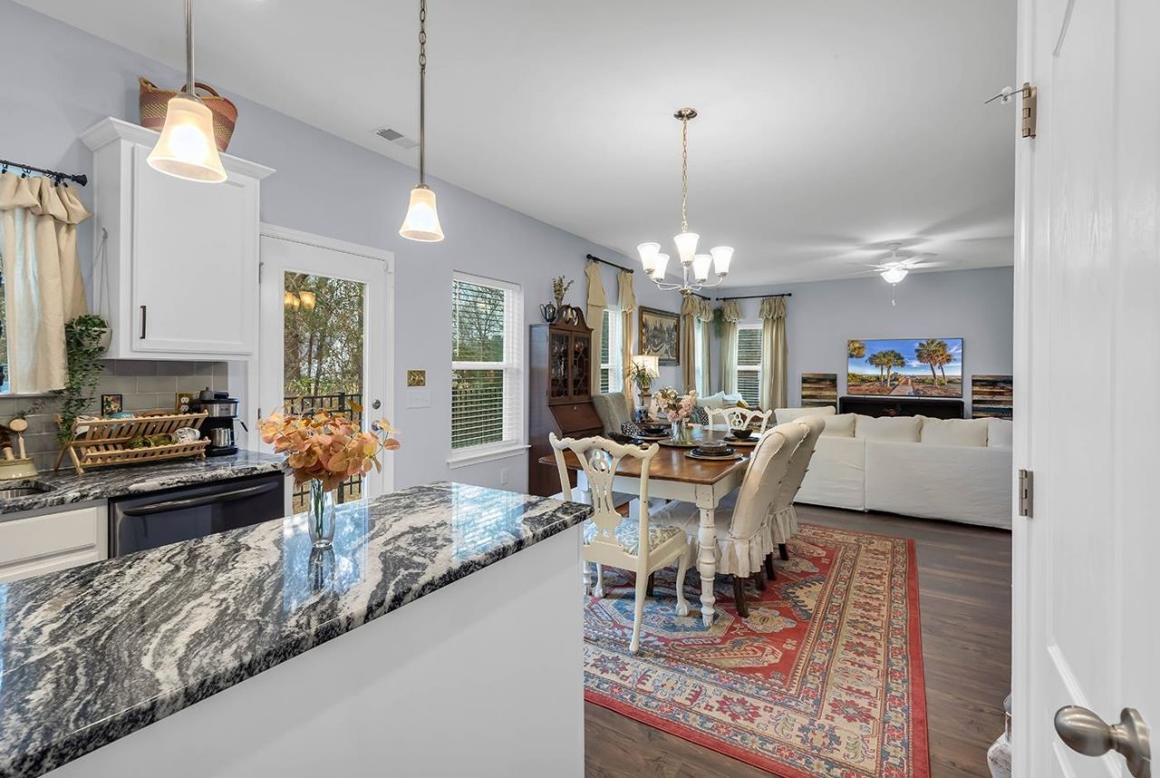 403 Dunbarton Ln. Photo 10