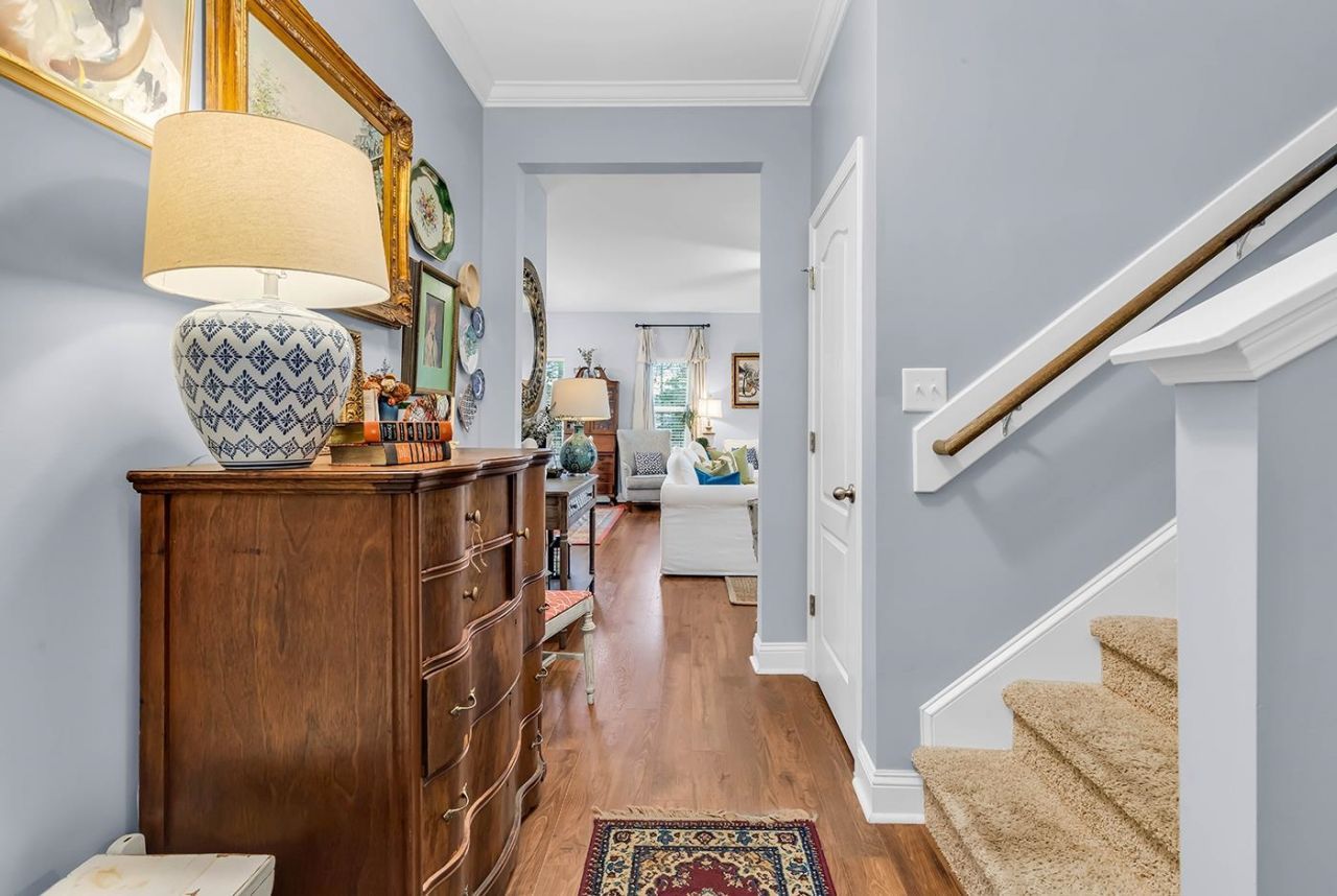 403 Dunbarton Ln. Photo 4