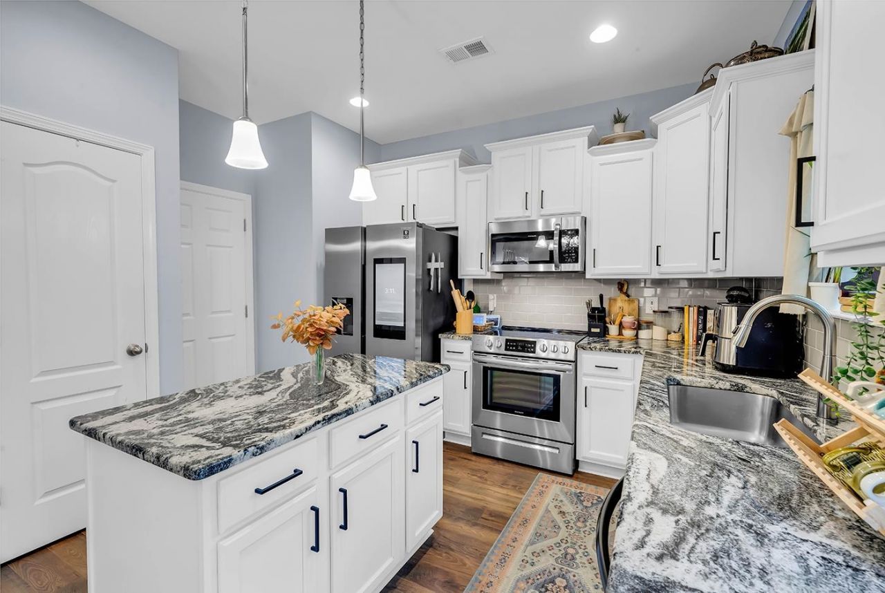 403 Dunbarton Ln. Photo 6