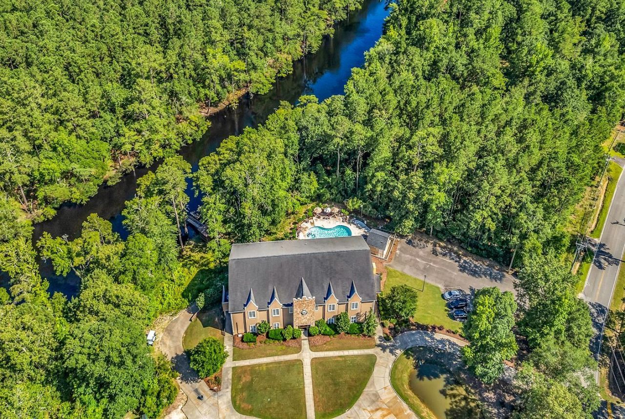 403 Dunbarton Ln. Photo 8
