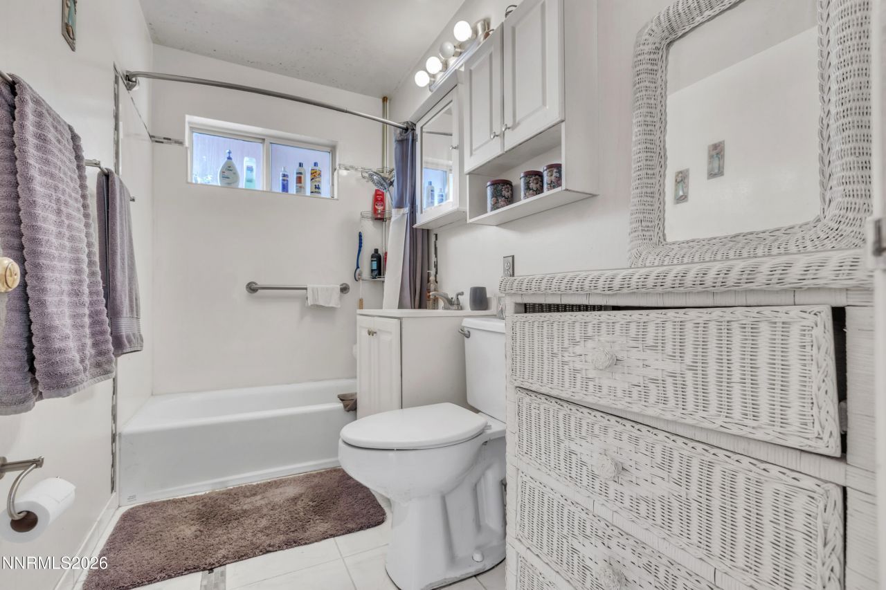 2050 N Lassen Drive, Reno, NV 89503 Photo