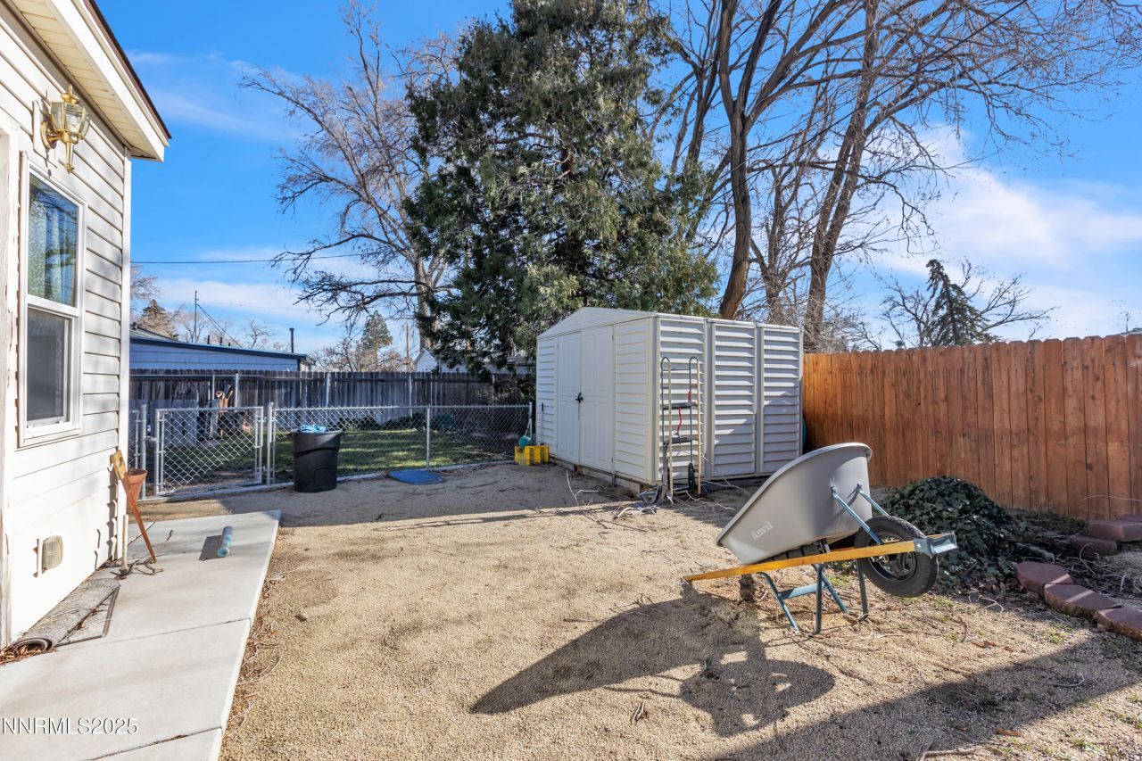 2050 N Lassen Drive, Reno, NV 89503 Photo