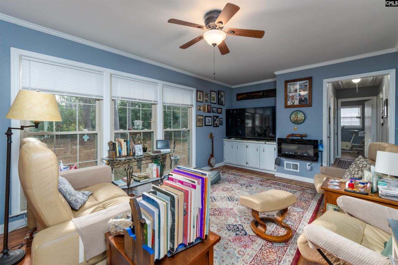 2909 Woodway Lane Photo 9