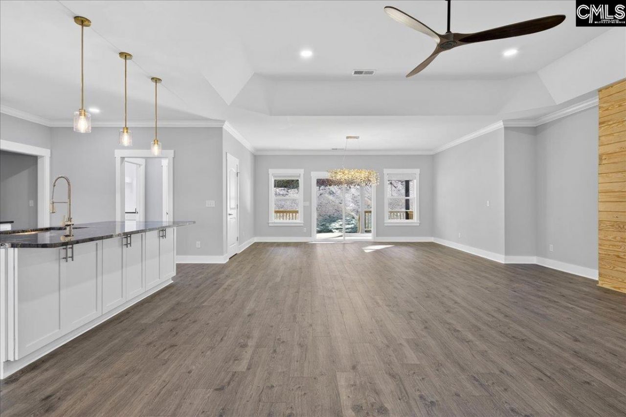 125 Laurel Hill Drive Photo 4