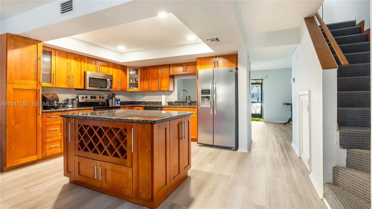 9487 NW 42nd St , Unit 9487, Sunrise, FL 33351 Photo