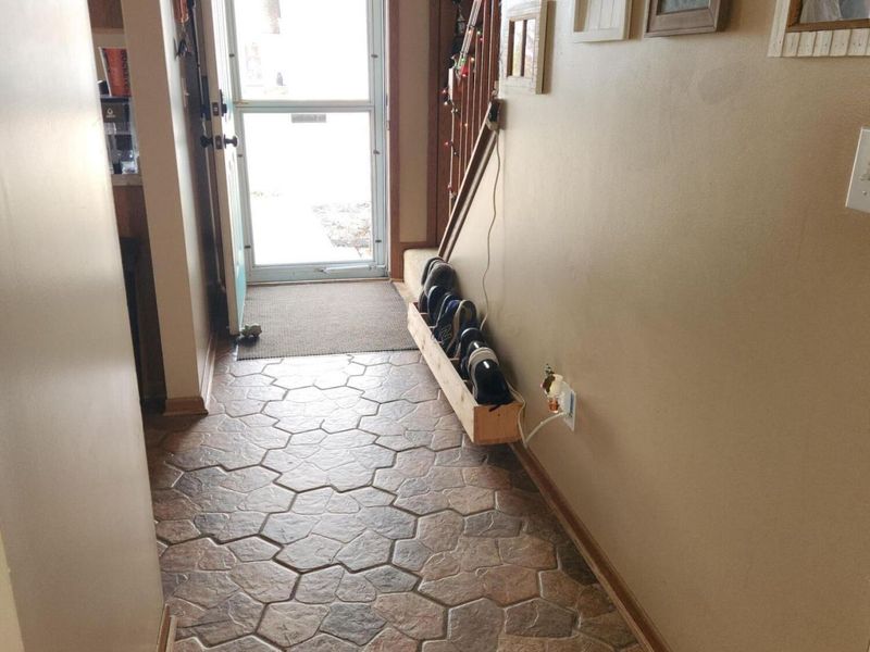 813 Hurlock Lane, Galloway, OH 43119 Photo 13