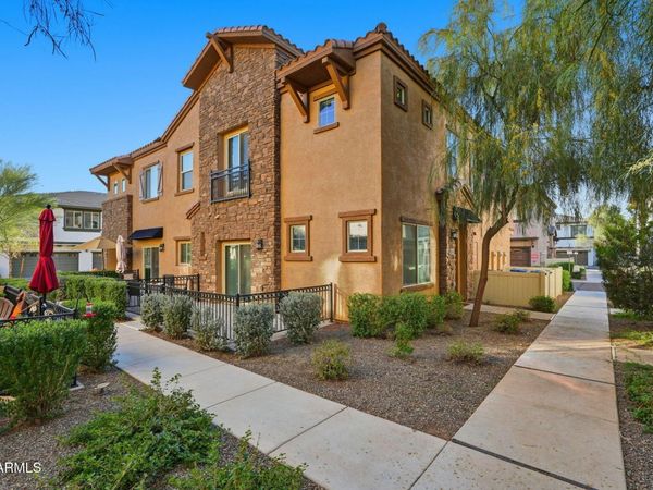 2777 S CAVALIER Drive, Unit 103, Gilbert, AZ 85295