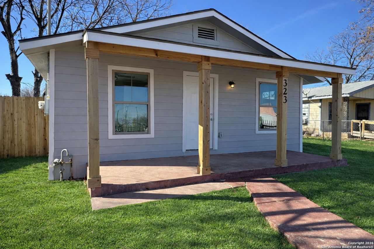 323 Juanita, San Antonio, TX 78237 Main Photo