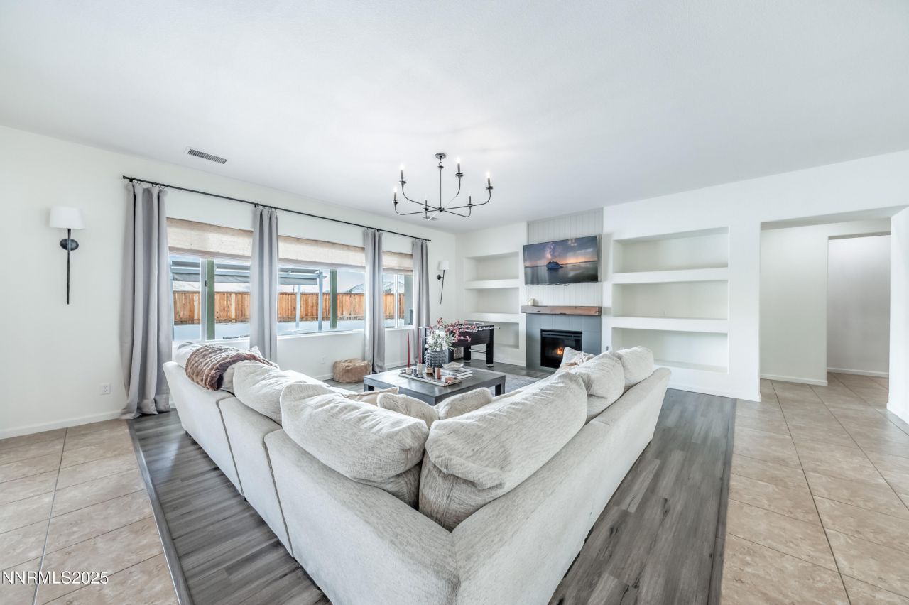 145 Horizon Ridge Road, Sparks, NV 89441 Photo