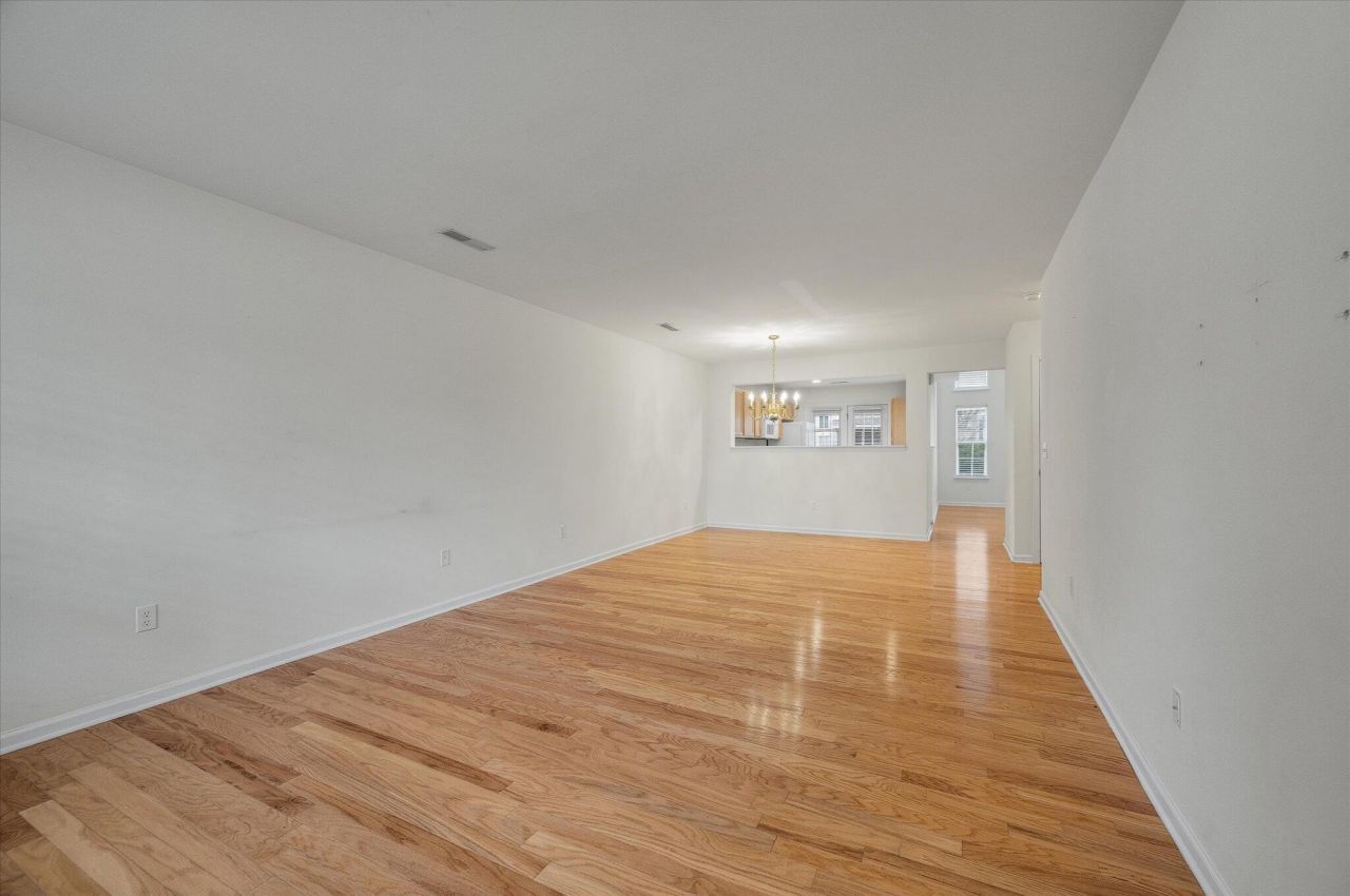 5208 Fernland Way Photo 14