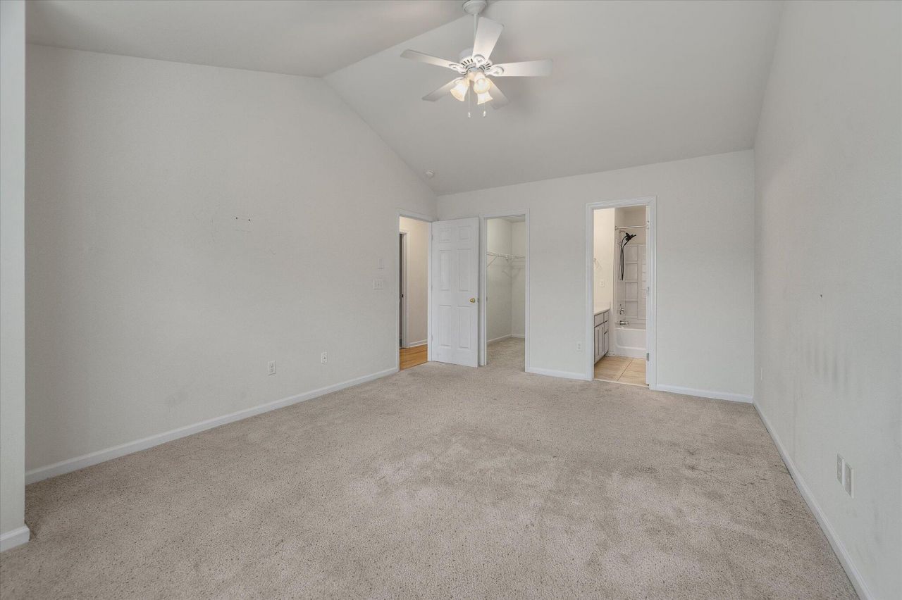5208 Fernland Way Photo 28
