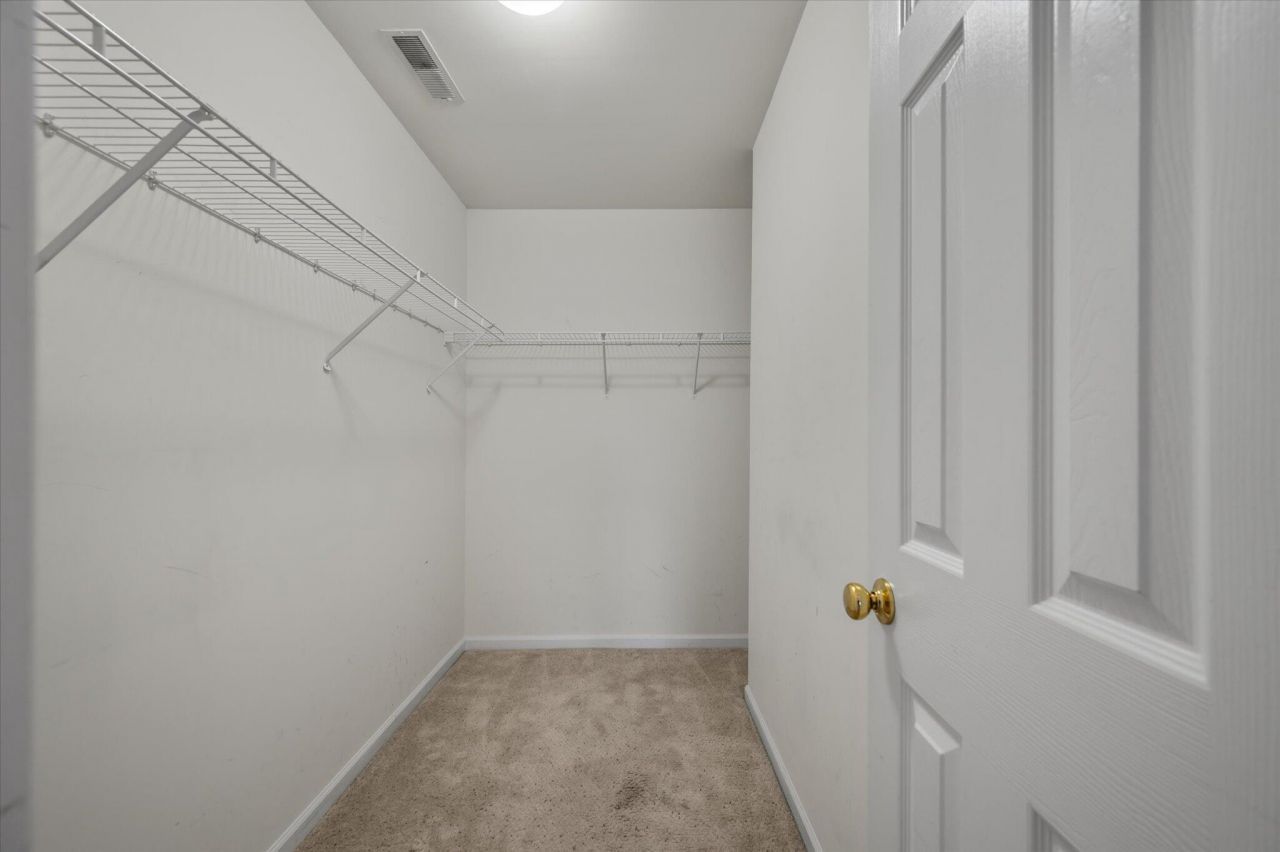 5208 Fernland Way Photo 31