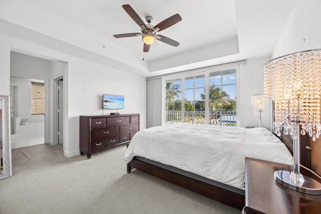 925 Bay Colony Drive S, Unit 925, Juno Beach, FL 33408 Photo