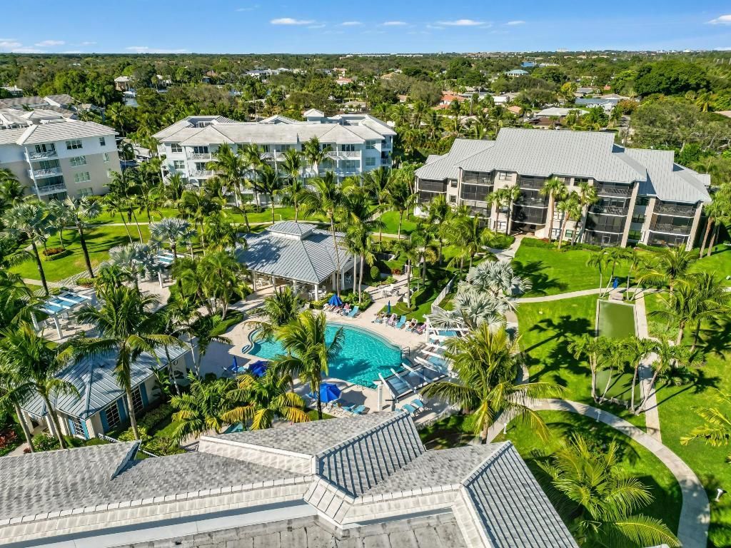 925 Bay Colony Drive S, Unit 925, Juno Beach, FL 33408 Photo