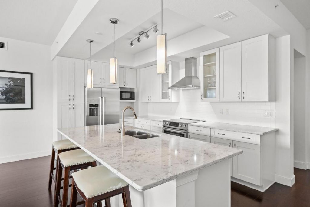 925 Bay Colony Drive S, Unit 925, Juno Beach, FL 33408 Photo