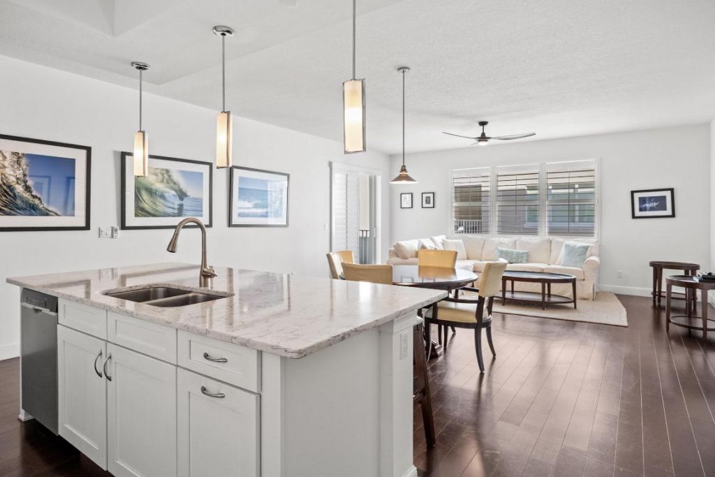 925 Bay Colony Drive S, Unit 925, Juno Beach, FL 33408 Photo