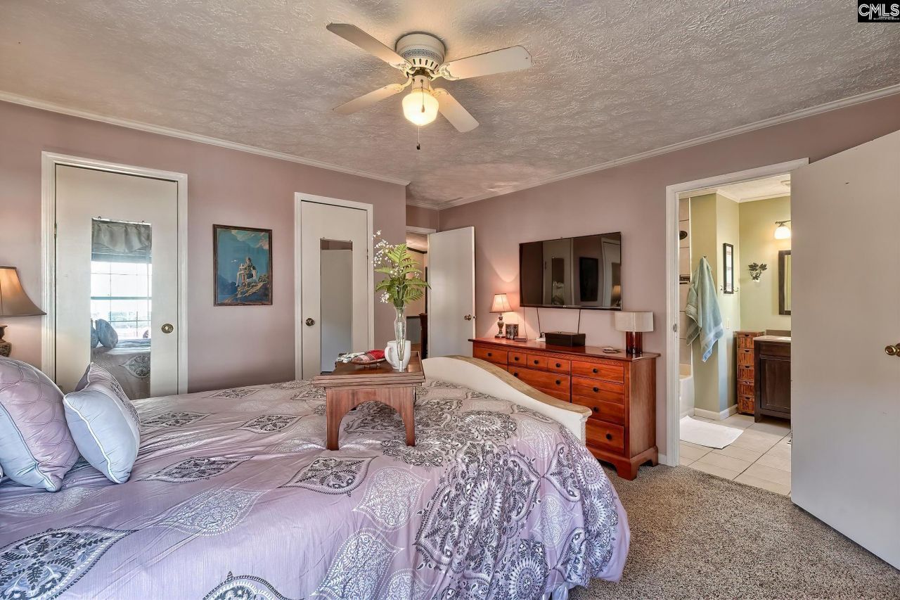 1944 White Road  Photo 11