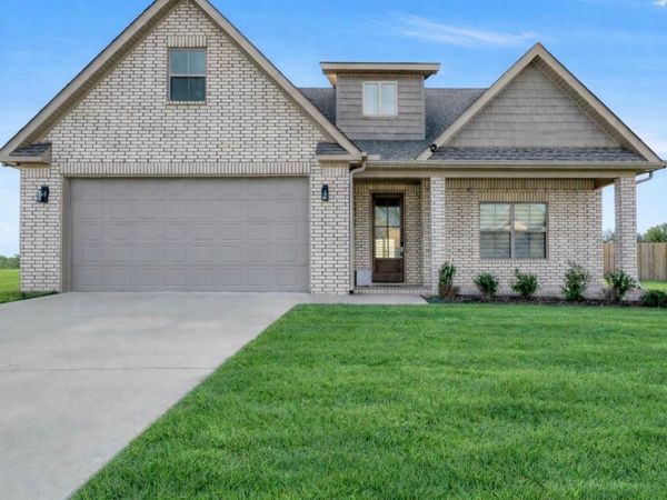 607 Prospect Valley Drive, Jonesboro, AR 72405