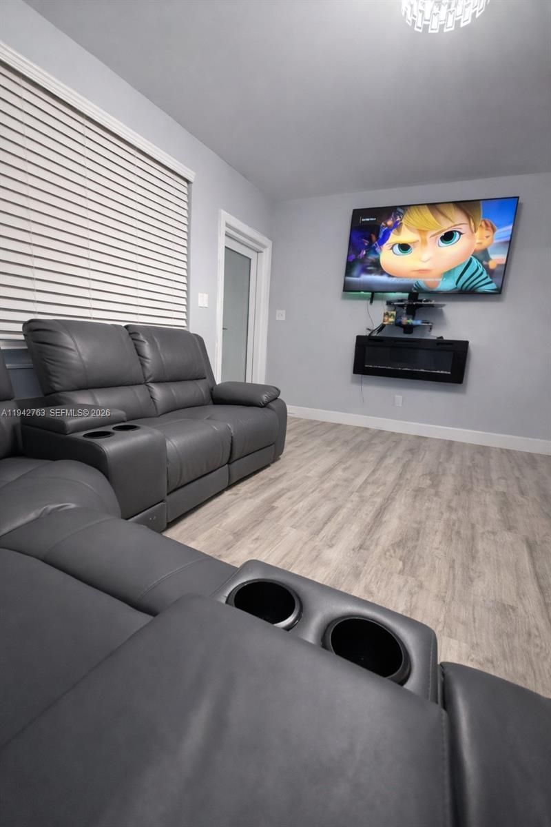 6305 Hayes St, Hollywood, FL 33024 Photo