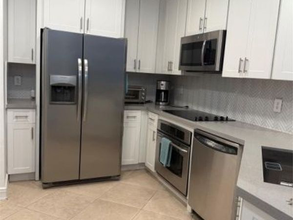 16100 Emerald Estates Dr, Unit 498, Weston, FL 33331