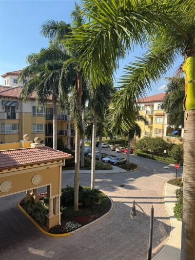 16100 Emerald Estates Drive, Unit 498, Weston, FL 33331 Photo