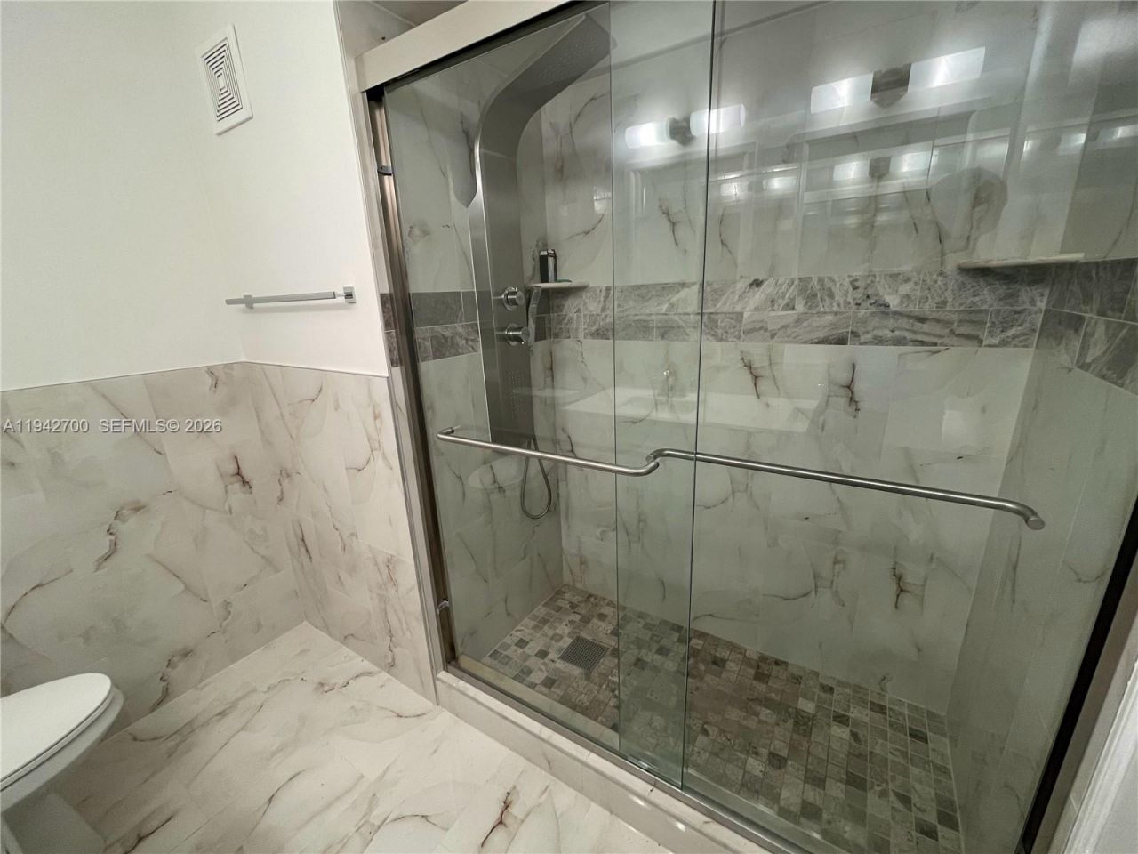 3675 San Simeon Cir, Unit 3675, Weston, FL 33331 Photo