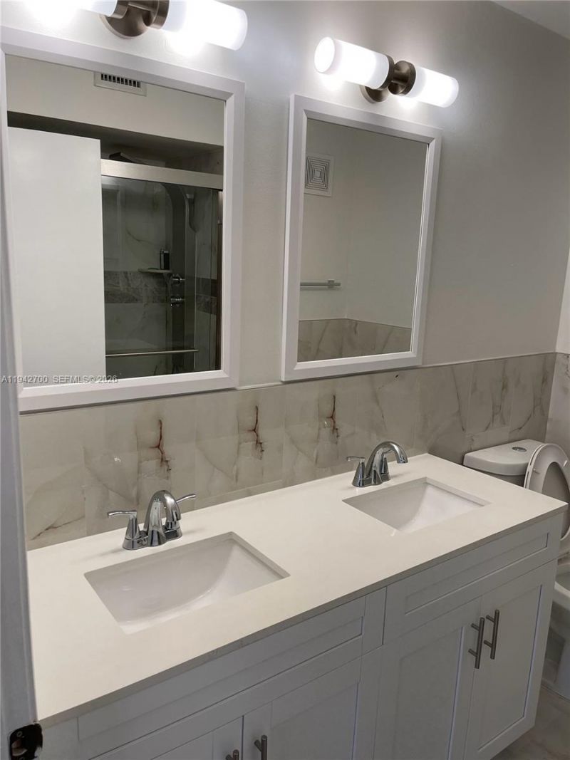 3675 San Simeon Cir, Unit 3675, Weston, FL 33331 Photo