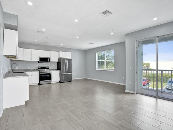 2137 Shoma Drive, Unit 156 Bldg 1, Wellington, FL 33414