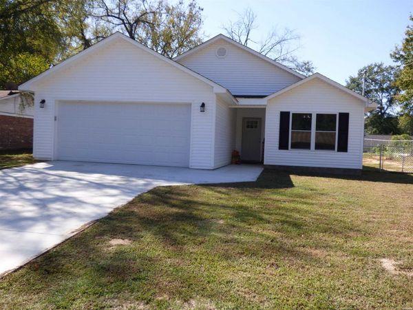 329 LANCE Circle, Hot Springs, AR 71901